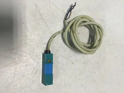 USED YAMATAKE FL2-4A6S