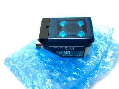 USED KEYENCE VISION SENSOR HEAD NARROW FOV, MODEL MONOCHROME AF TYPE