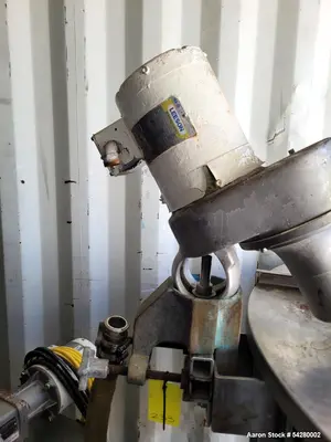 Used 200 Gallon Stainless Steel Vertical Mix Tank – Propeller Agitated, Leg Moun
