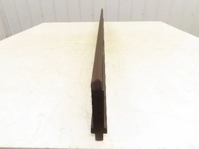 Press Brake Punch Die 47-13/16" Long 90° V 5/8" W 3-3/4" H 1/2" Tang 17/32" Tip