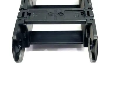 USED IGUS E-CHAIN CABLE CARRIER 11-LINKS 18" OVERALL LENGTH
