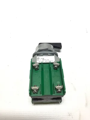 Allen-Bradley 800T-J17BP Selector Switch 30mm