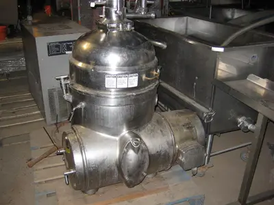 Westfalia MP 9004 cold milk separator, 316SS.