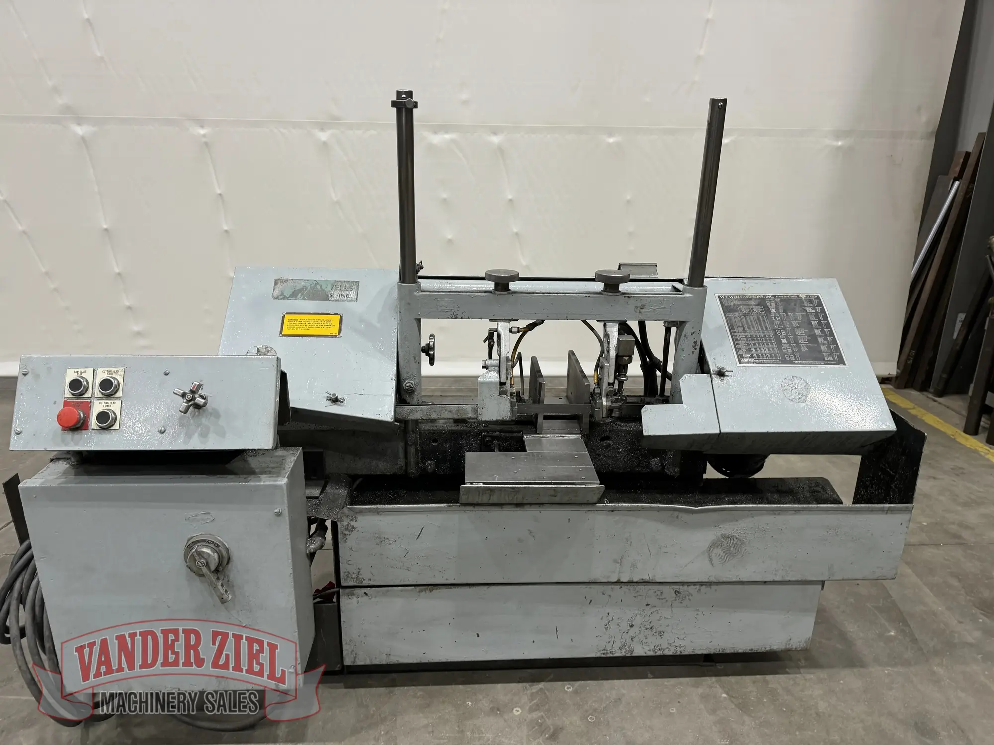 Used W.F. WELLS W-9 HORIZONTAL SAW Horizontal Band Saws Michigan US | Vander Ziel Machinery Sales #482870