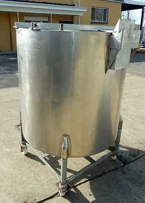 USED WILL FLOW CORP 300 GAL