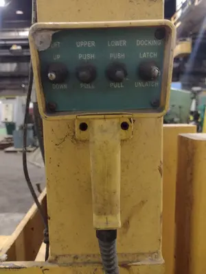 USED GREEN VALLEY \/ TITAN 2332