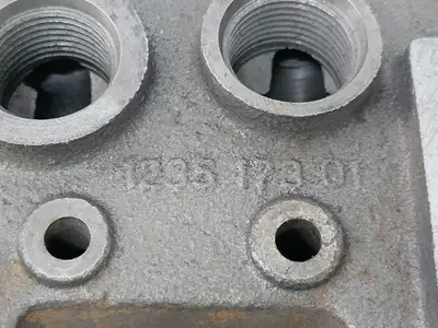 Directional Control Valve 1" T/P Ports 123517301