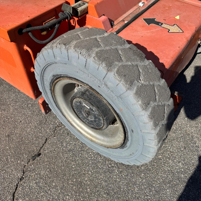 USED 2015 JLG E300AJP