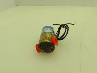 Honeywell Skinner 3138BBN1JN00 Solenoid Valve 3-Way NO 120VAC 80 PSI 1/8" NPT