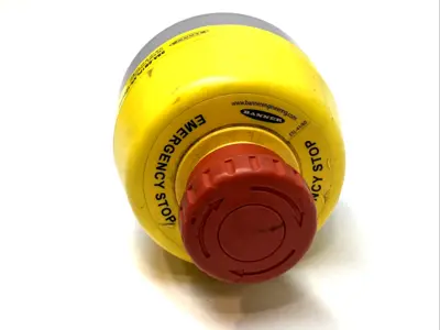 USED BANNER E-STOP PUSH BUTTON 30MM FLASHING RED