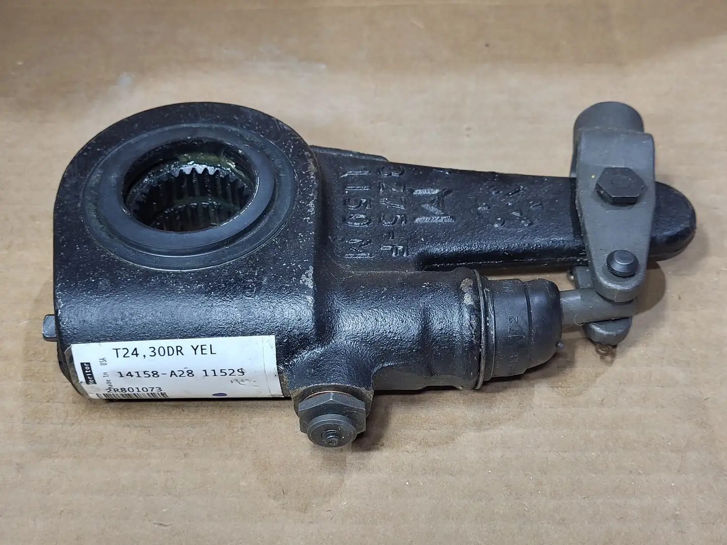 USED MERITOR R801073