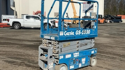 USED 2017 Genie GS-1930