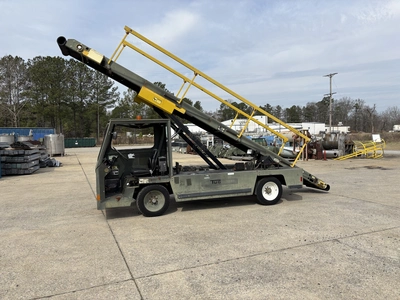 TUG 660-23-4 Baggage Loader