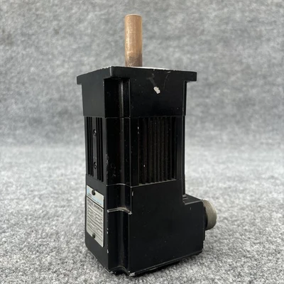 Used Pacific Scientific R32HSNC-TS-NS-NV-0 Servo Motors California US | Davliegogo LLC #1707846