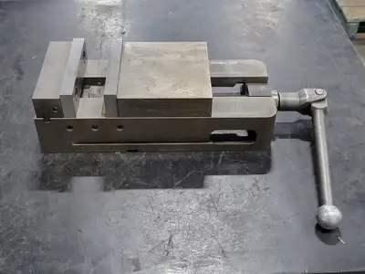 Precision Machine Vise w/ Jaws and Handle