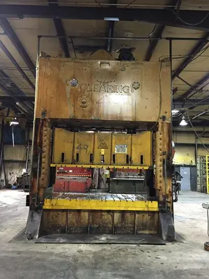 Used 1972 USI CLEARING S4-300-144-72 Straight Side Presses Michigan US | RAB Industries, Inc. #402590