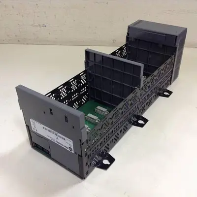USED ALLEN BRADLEY 1746-P1 SER A / 1746-A10 SER B