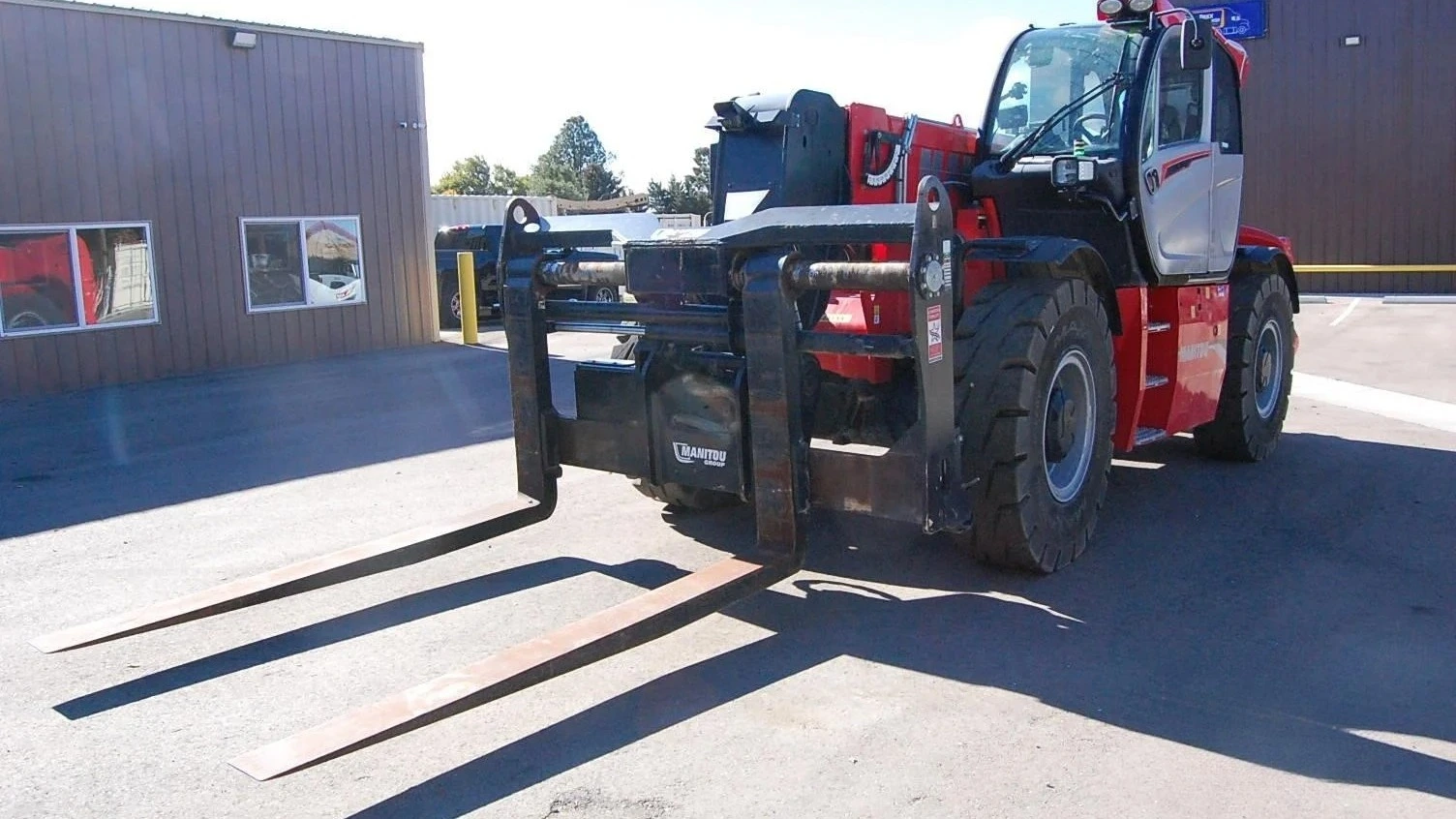 Used 2023 Manitou MHT 10200 Telehandlers Idaho US | Rubbl #1286855