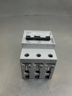 USED Siemens 5SX23 C0.5 Circuit Breaker, 0.5A, 400VAC, 3P