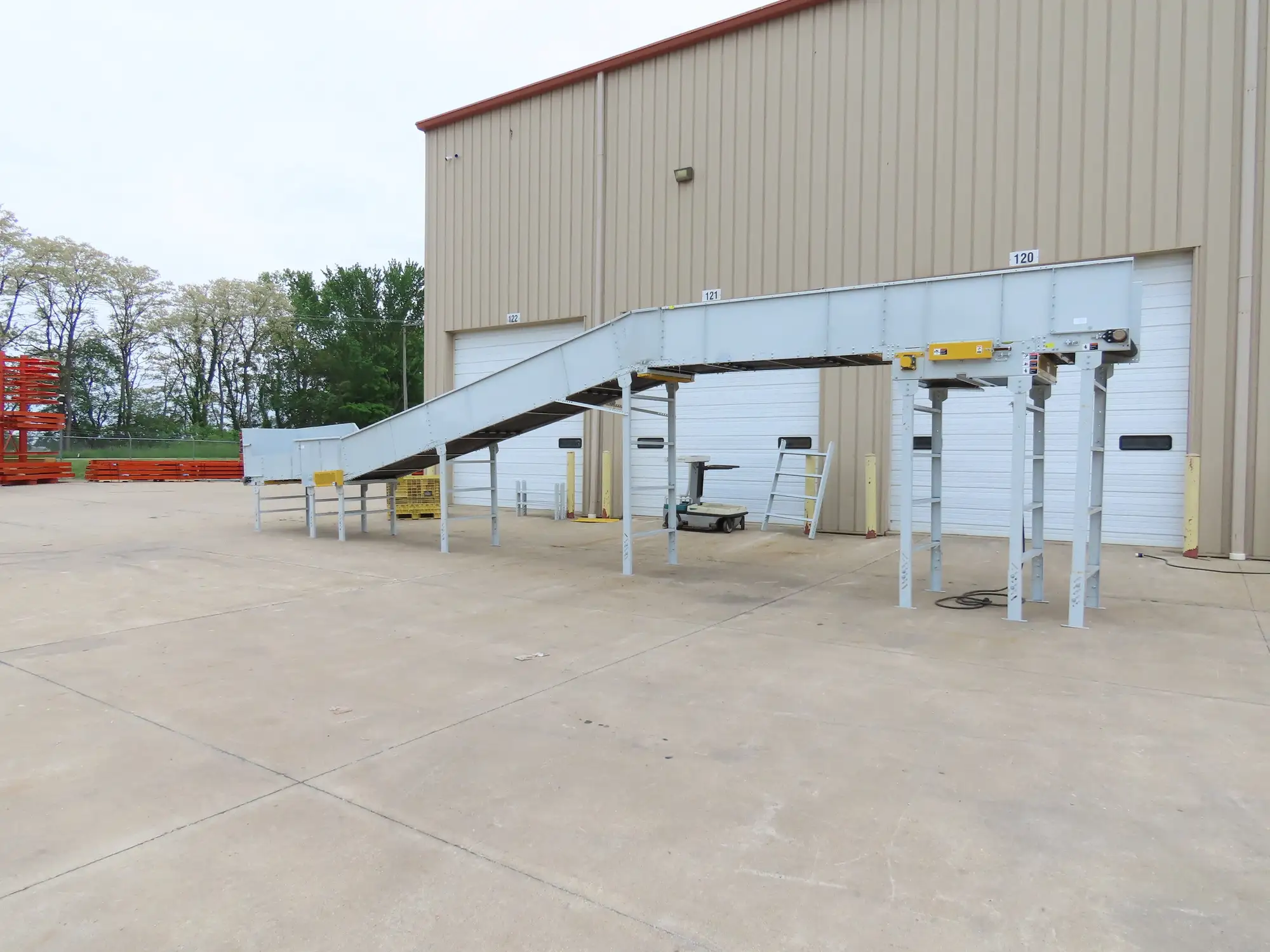 Used HYTROL _UNKNOWN_ Belt Conveyors | Arrow Industrial #561861