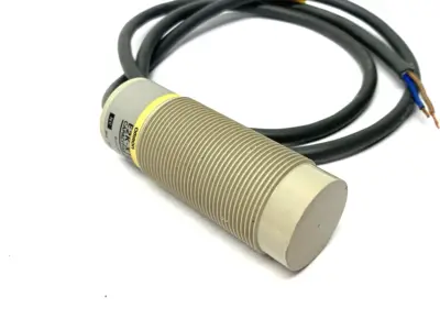 USED OMRON CAPACITIVE PROXIMITY SWITCH CYLINDER TYPE, M30 15MM