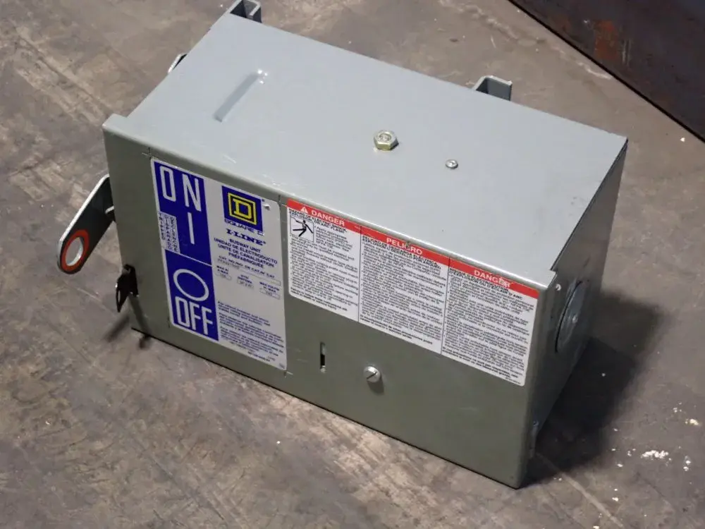 USED SQUARE D PFA32100G