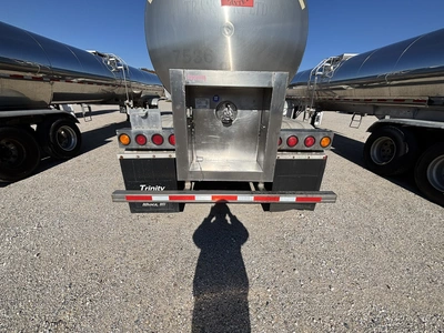 Used 1998 WALKER MILK TANKER TRAILER Liquid Supply Trailers Michigan US | Miedema Asset Management Group #1709504