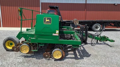 USED JOHN DEERE 750