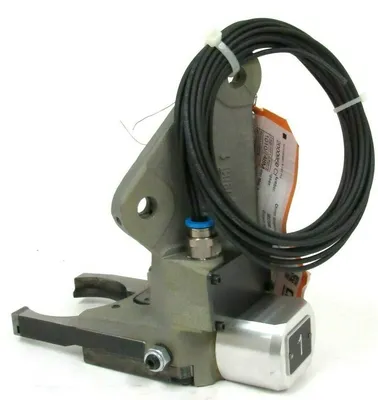 NEW CHIRON 579-120-61-10 1016967(D)/5751/03/16/24 1017588 GRIPPER ASSEMBLY