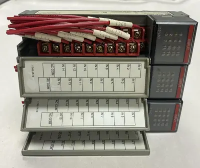 USED ALLEN-BRADLEY 1746-IA16