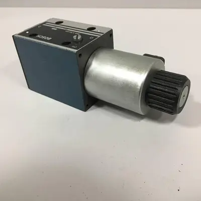 USED BOSCH 0 810 001 530