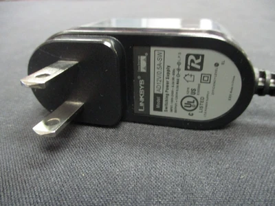 USED Linksys SDS208