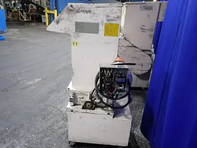 USED NELMOR PLASTIC MACHINERY 10M1