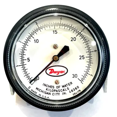 NEW DWYER 61030U PRESSURE GAUGE
