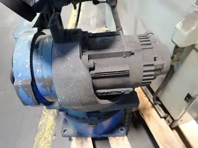 USED 2010 YASKAWA MOTOMAN MH6