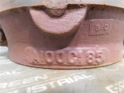 Unbranded 4061-1 Babbit Sleeve Bearing 5.75in Bore 9.125 in OD 7.2 in H Used