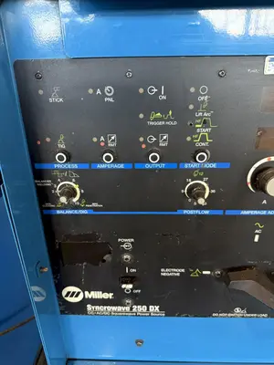 MILLER SYNCROWAVE 250DX TIG WELDER: STOCK #24044