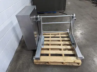Axiom Pneumatic Buggy Dumper