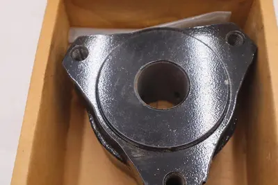 LOVEJOY 685144 39268 80 DLT HUB 1 -3/8 COUPLING STOCK #3258