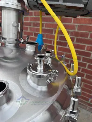 USED FELDMEIER 400 LITER STAINLESS STEEL JACKETED REACTOR 100 PSI/FV W/ 3 HP MOTOR