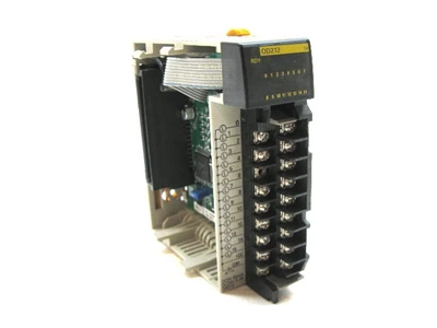 USED OMRON CQM1-OD212