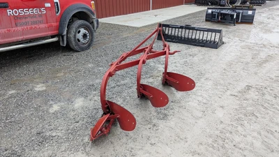USED MASSEY FERGUSON 62