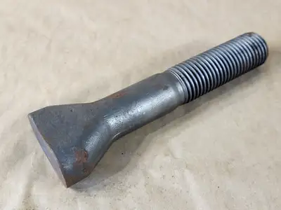 1-1/2" x 7.5" Oval Head Liner Bolt Grade 5