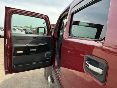 USED 2005 HUMMER H2