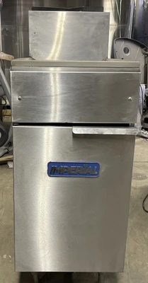 174-0030 Imperial IFS-40 40LB Gas Fryer