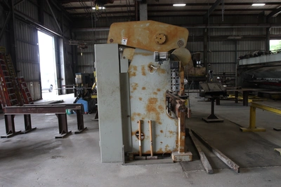 Accurpress 725012 250 Ton x 12' Press Brake (LOCATION: Schertz, TX)