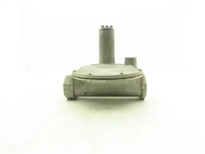 Maxitrol 325-7 Gas Service Regulator 10psi Max 1-1/4"NPT