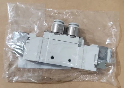 NEW SMC SY7220-5LOZ-C8F-Q