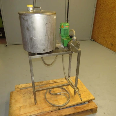 Grundfos Alldos 0.25 HP Pump Positive - Europe | Perry Equipment (1)