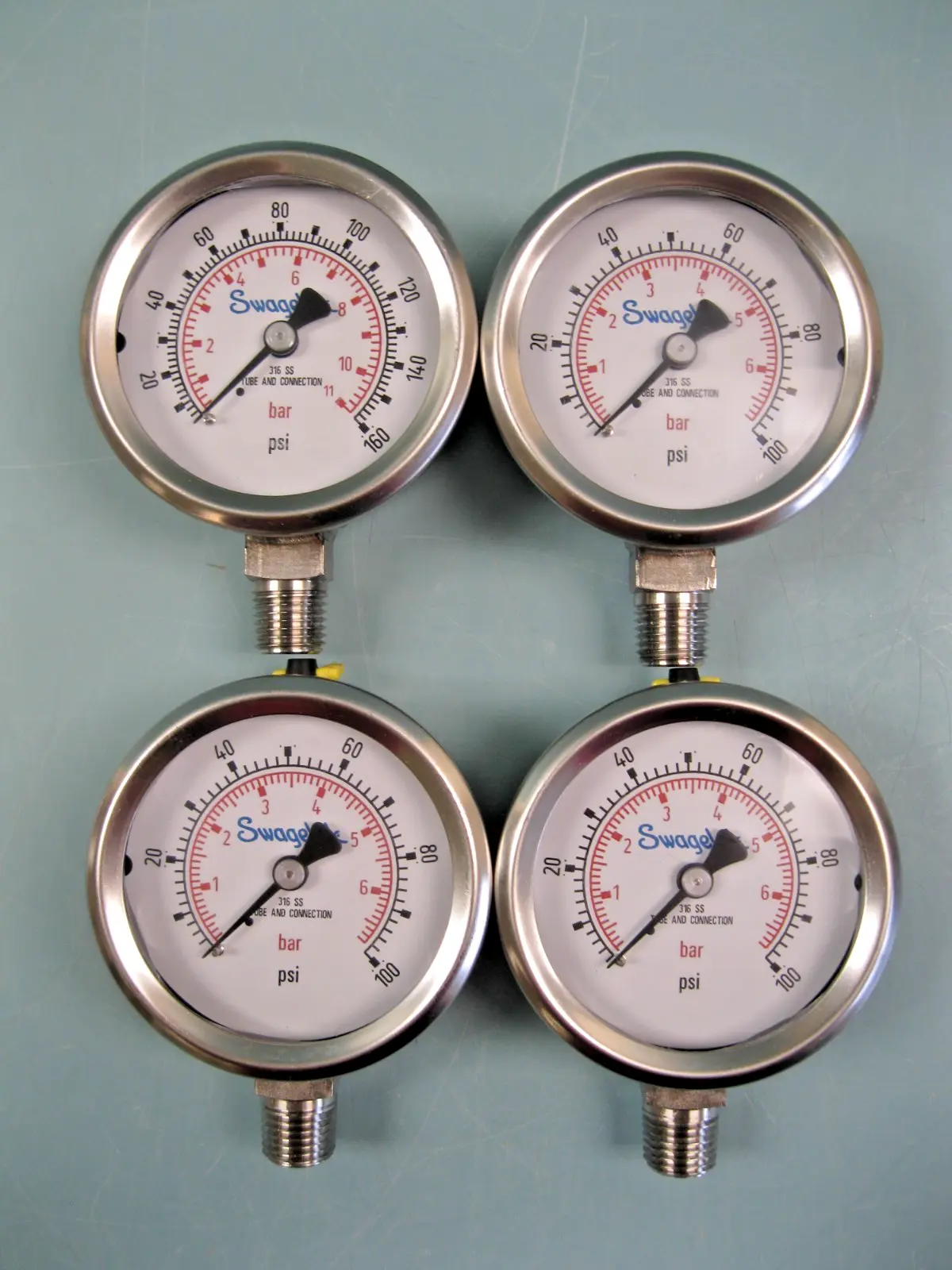 Lot (4) Swagelok 1/4" NPT Gauge 316 Stainless 0-100 PSI 1.5" Face G3